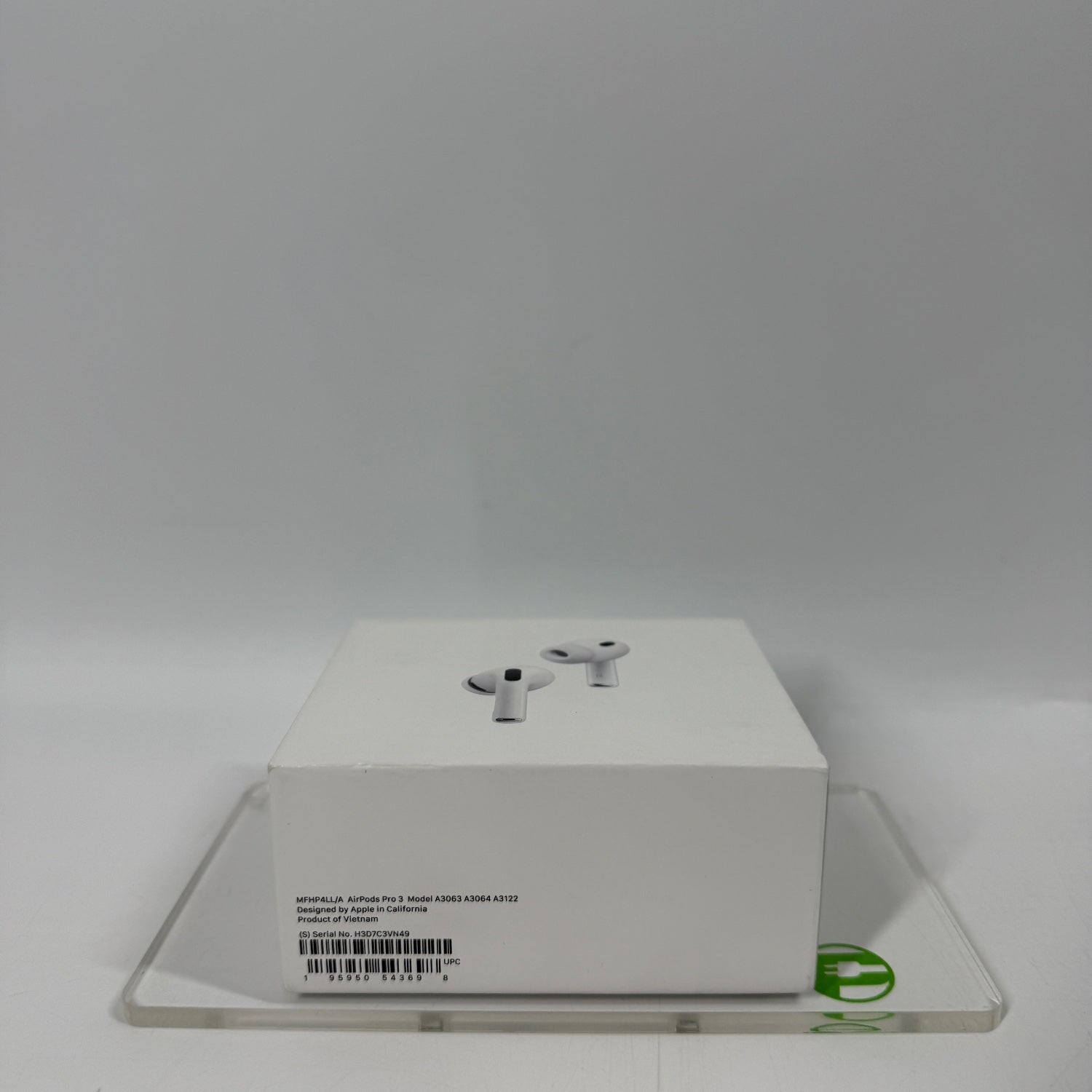 New Apple AirPods Pro 3rd Gen with MagSafe Charging Case MFHP4LL/A